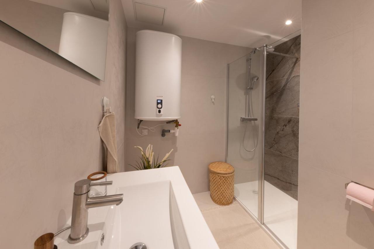 Lumineux, Tout Confort, Wifi & Terrace & Parking Saint-Laurent-du-Var Dış mekan fotoğraf